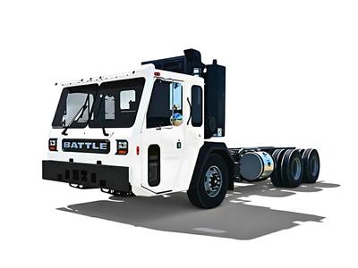 BATTLE MOTORS LETII Tandem Axle Garbage Truck - Cummins, 6 Speed Allison Rds Automatic