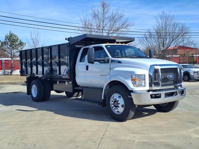 Ford F-750 16 ft Landscape Truck - 300HP, Automatic