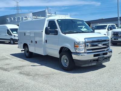 Ford E-350 Mechanic / Service Truck - Automatic