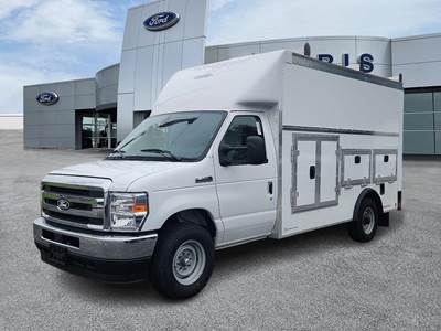 Ford E-350 SD Mechanic / Service Truck - Automatic