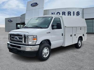 Ford E-350 SD Mechanic / Service Truck - Automatic