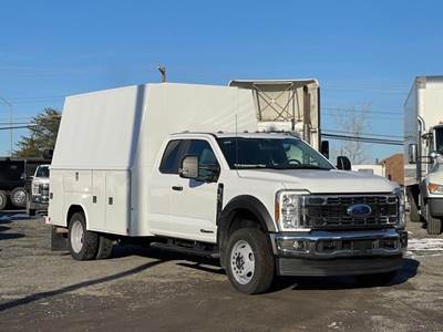 Ford F-550 Mechanic / Service Truck - Automatic