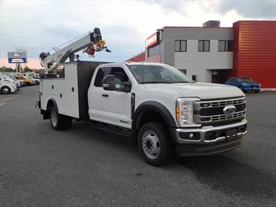 Ford F-550 Mechanic / Service Truck - Automatic