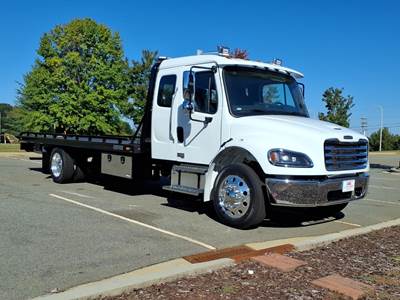Freightliner M2 106 Single Axle Rollback Tow Truck - Cummins, 260HP, Automatic