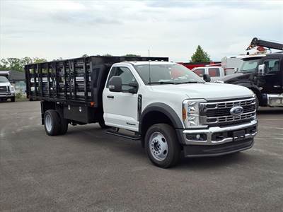Ford F-550 XL 16 ft Stake Bed Truck - Automatic