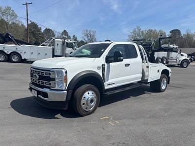 Ford F-450 XLT Single Axle Wrecker Tow Truck - Automatic