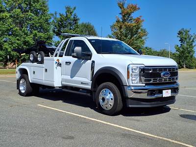 Ford F-550 Single Axle Wrecker Tow Truck - 6.7L POWER STROKE, 10 Speed Automatic