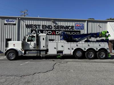 Peterbilt 589 Tri Axle Wrecker Tow Truck - Cummins, 565HP, 7 Speed Allison Rds Automatic