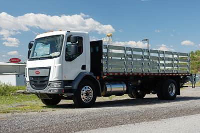 Peterbilt 220 Single Axle Cab & Chassis Truck - Paccar, 260HP, 5 Speed Automatic