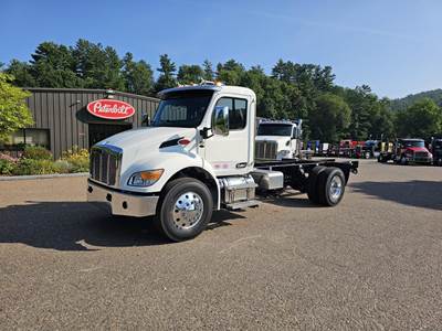 Peterbilt 537 Cab & Chassis Truck - Cummins, 350HP
