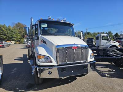 Peterbilt 537 Cab & Chassis Truck - Cummins, 350HP
