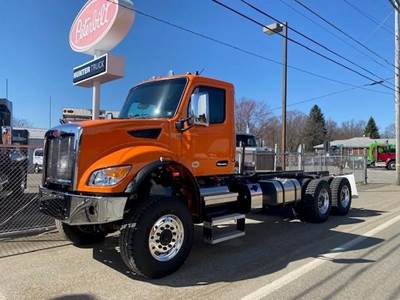 Peterbilt 548 Cab & Chassis Truck - Paccar, 330HP, 6 Speed Manual