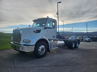 Peterbilt 567 Tandem Axle Cab & Chassis Truck - Paccar, 455HP, 6 Speed Allison Rds Automatic