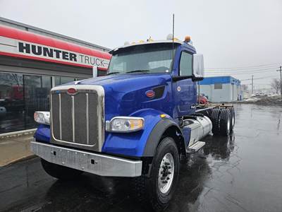 Peterbilt 567 Tandem Axle Cab & Chassis Truck - Cummins, 565HP, Amt