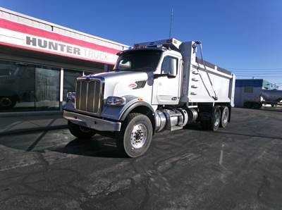 Peterbilt 567 Cab & Chassis Truck - Paccar, 485HP, 18 Speed Amt