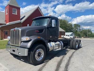 Peterbilt 567 Cab & Chassis Truck - Cummins, 565HP, 18 Speed Manual