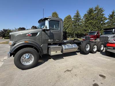 Peterbilt 567 Cab & Chassis Truck - Cummins, 500HP
