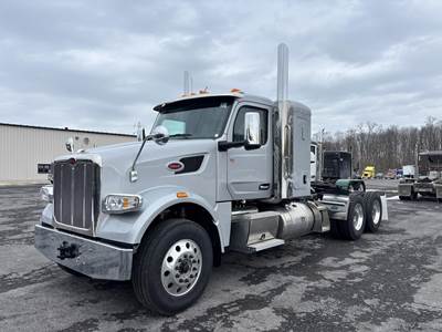 Peterbilt 567 Car Carrier Truck - Cummins, 565HP