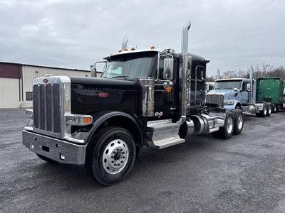 Peterbilt 589 Car Carrier Truck - Cummins, 565HP