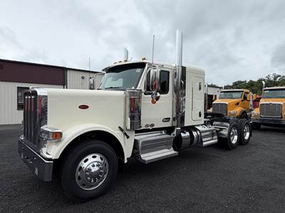 Peterbilt 589 Car Carrier Truck - Cummins, 565HP