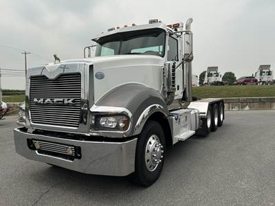 Mack Titan TD713 Tri Axle Day Cab Truck - MP10 565HP, 18 Speed Manual