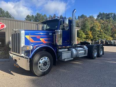 Peterbilt 389 Day Cab Truck