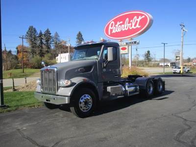 Peterbilt 567 Day Cab Truck - Paccar 455HP, 8Ll Manual