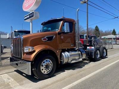 Peterbilt 567 Day Cab Truck - Cummins 565HP, 13 Speed Manual