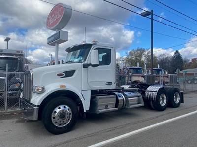 Peterbilt 567 Day Cab Truck - Paccar 510HP, 12 Speed Amt