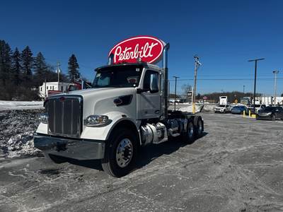 Peterbilt 567 Day Cab Truck - Cummins 430HP, 18 Speed Manual