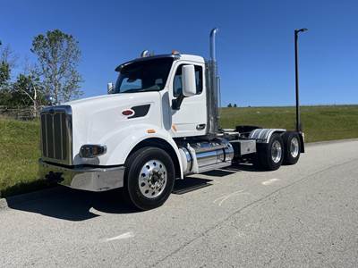 Peterbilt 567 Day Cab Truck - Cummins 450HP, 10 Speed Manual
