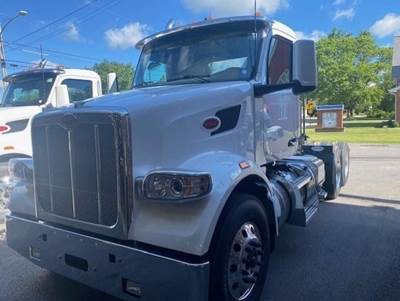 Peterbilt 567 Day Cab Truck - Paccar 510HP, 13 Speed Manual