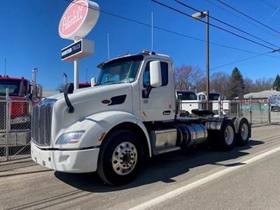 Peterbilt 579 Day Cab Truck - Cummins 485HP, 13 Speed Manual