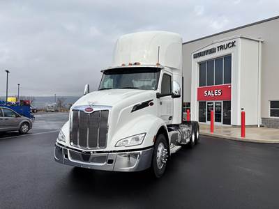 Peterbilt 579 Day Cab Truck - Paccar 455HP, 12 Speed Endurant Amt