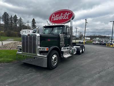 Peterbilt 589 Day Cab Truck - Cummins 565HP, 18 Speed M Drive Manual