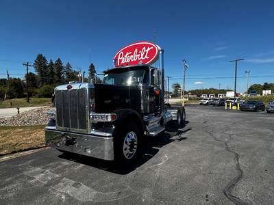 Peterbilt 589 Day Cab Truck - Cummins 565HP, 18 Speed Mdrive Hd Manual
