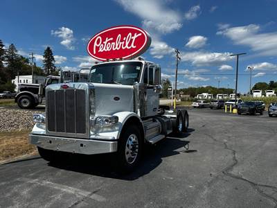 Peterbilt 589 Day Cab Truck - Cummins 500HP, 18 Speed Manual
