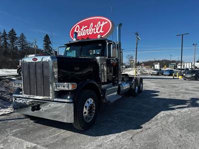 Peterbilt 589 Day Cab Truck - Cummins 565HP, 18 Speed Manual