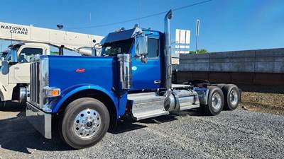 Peterbilt 589 Day Cab Truck - Cummins 500HP, 12 Speed Amt