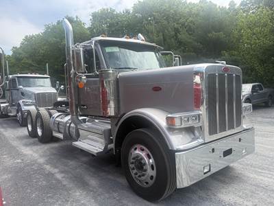 Peterbilt 589 Day Cab Truck - Cummins 565HP