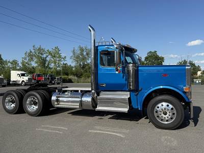 Peterbilt 589 Day Cab Truck - Cummins 565HP