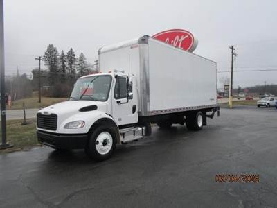 Freightliner M2 106 24 ft Box Truck - 250HP, 6 Speed Manual, Swing Door, Liftgate