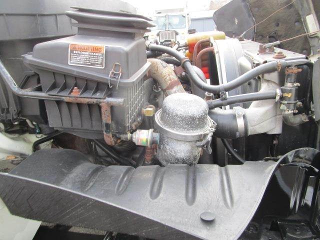 2013 International DuraStar 4400 24 ft Box Truck - 315HP, 10 Speed