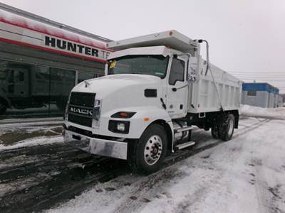 Mack MD7 Single Axle Dump Truck - Cummins 300HP, 6 Speed Allison Rds Automatic