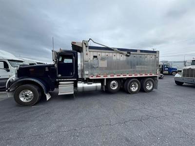 Peterbilt 367 Tri Axle Dump Truck - Cummins 565HP, 13 Speed Manual