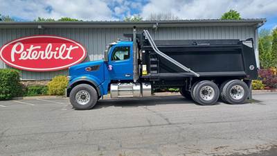Peterbilt 567 Dump Truck - Cummins 525HP