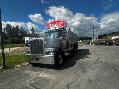 Peterbilt 589 Tri Axle Dump Truck - Cummins 565HP, 18 Speed Manual, 18' Dump