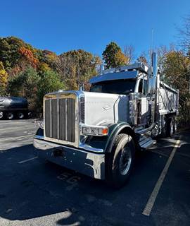 Peterbilt 589 Tri Axle Dump Truck - Cummins 565HP, 18 Speed Manual, 18' Dump