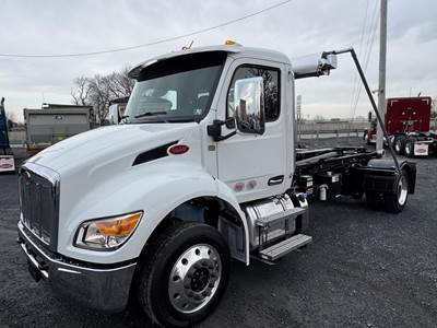 Peterbilt 536 Single Axle Hooklift Truck - Paccar, 350HP, 6 Speed Allison Rds Automatic