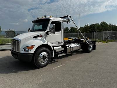 Peterbilt 537 Single Axle Hooklift Truck - Paccar, 330HP, 6 Speed Allison Rds Automatic